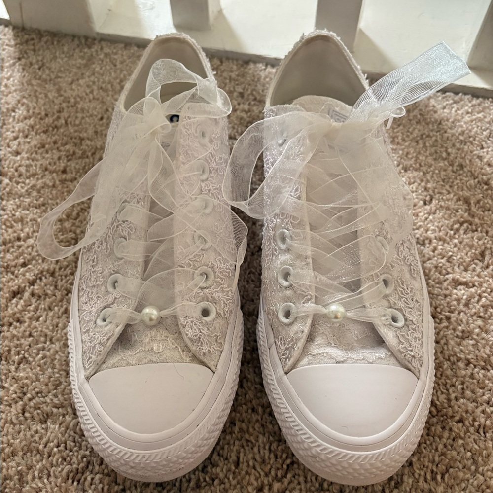 Bridal lace sneakers